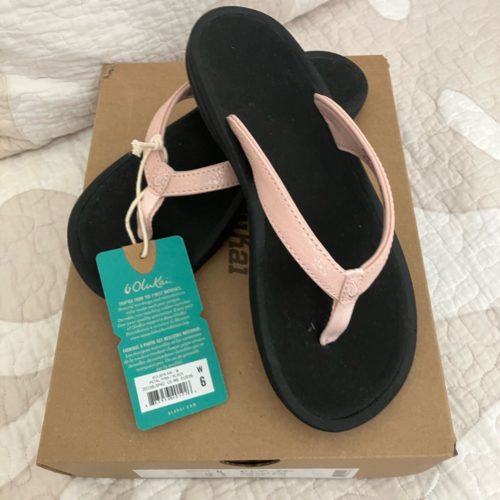 OluKai Women's Kulapa Kai Beach Sandals 6 NIB